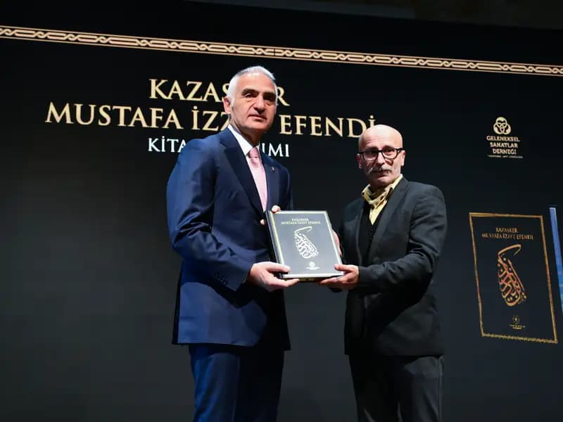 Ayasofya Hattatı Kazasker Mustafa İzzet Efendi'ye Vefa Gösterildi