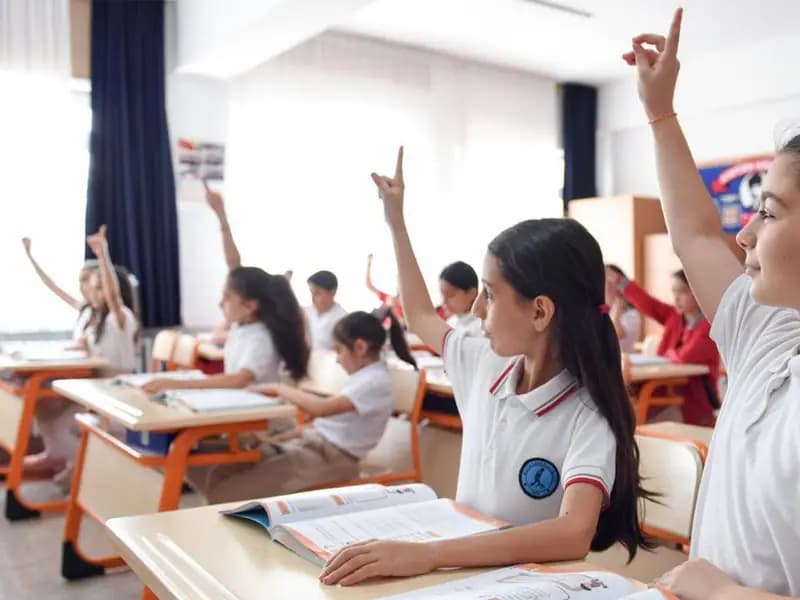 Okullarda Kıyafet Yönetmeliği Yenilendi