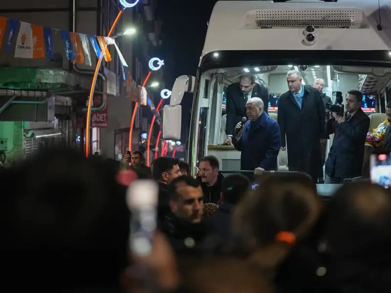 Cumhurbaşkanı Erdoğan Güneysu'da Vatandaşlarla Bir Araya Geldi
