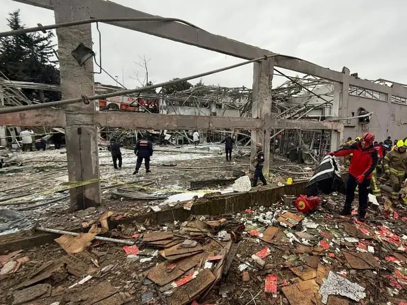 Bakan Yerlikaya, Balıkesir'deki Patlamada 11 Kişi Hayatını Kaybetti