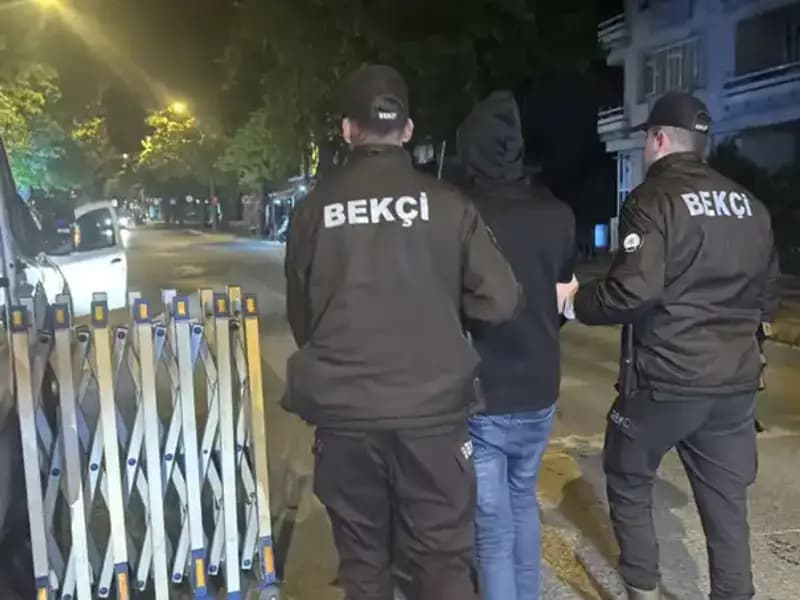 Edirne'de Düzensiz Göçmen Operasyonu: 4 Kişi Yakalandı