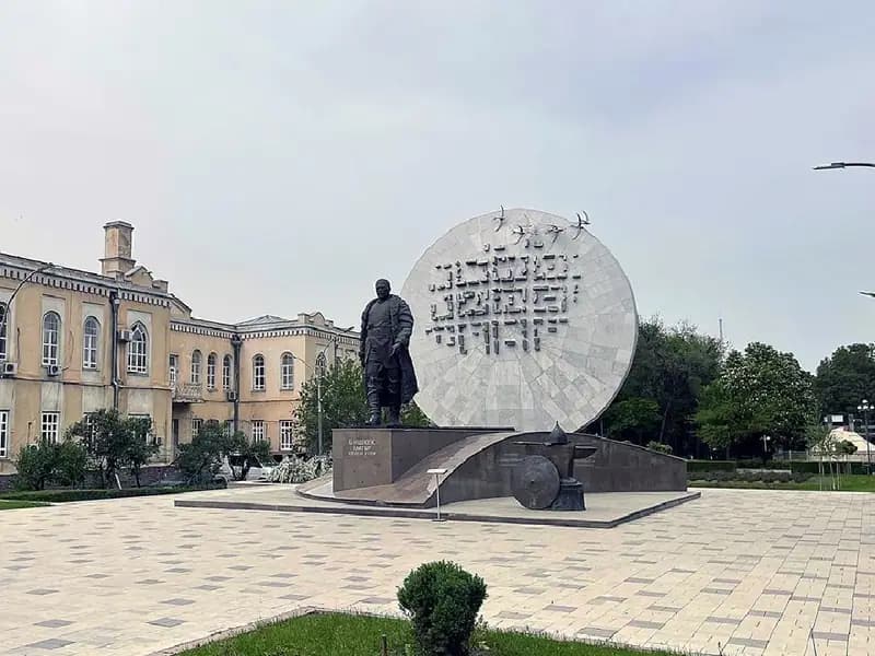 Kırgızistan'daki FETÖ bağlantılı okullar Maarif Vakfına devredildi