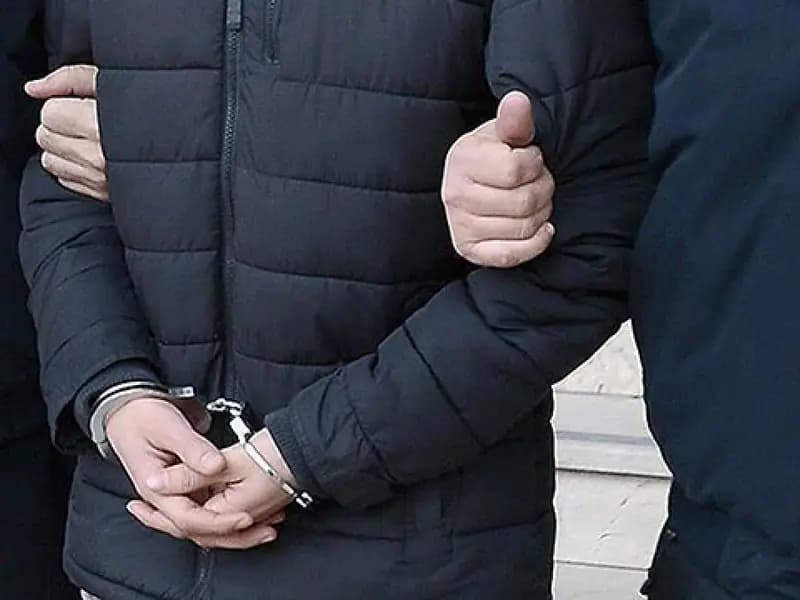 Beşiktaş Belediye Başkanı Akpolat İhale Yolsuzluğu İddialarıyla Gözaltına Alındı