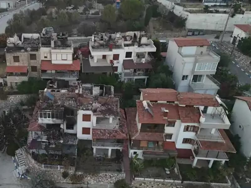 Orman Yangınları Kontrol Altına Alınamadı: Birçok Ev Kullanılamaz Hale Geldi