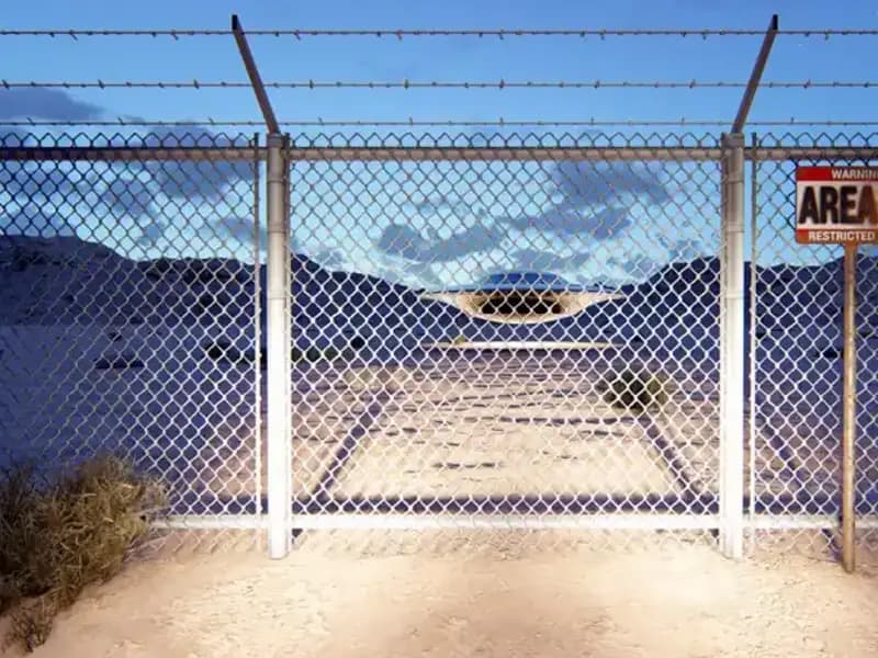 Çölün Derinliklerinde Saklı Gizem: 51. Bölge’den Kurtarılan Şok İtiraf