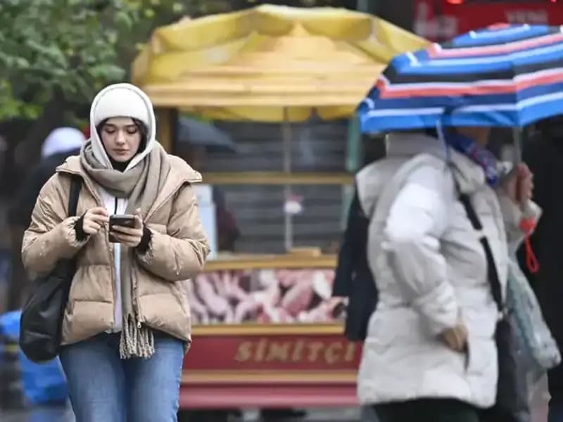 İstanbul'da Hava Durumu: Kış Geldi, Yalancı Bahar Kapıda!