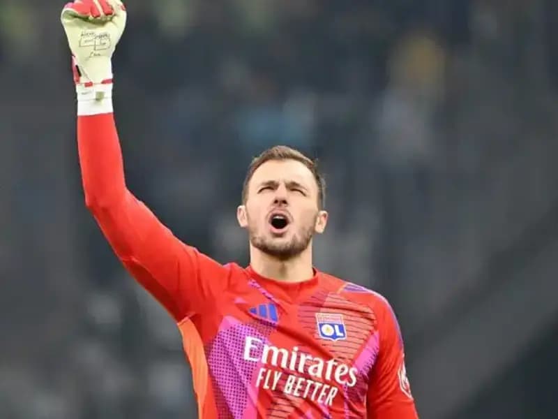 Türkiye Futbolunda Transfer Heyecanı: Şampiyonlar Kaderini Belirliyor!