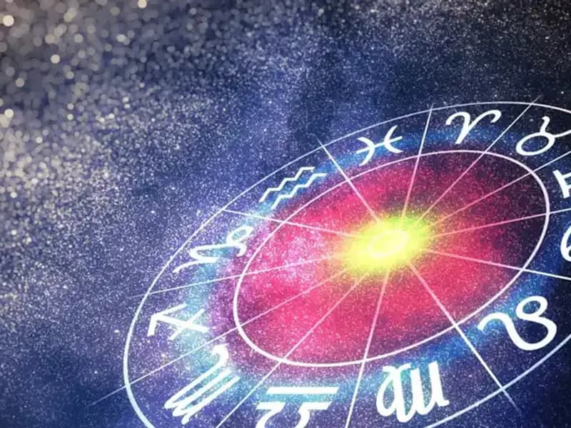 1 Nisan 2025 Günlük Burç Yorumları: Koç'tan Balık'a Herkes İçin Neler Bekleniyor?