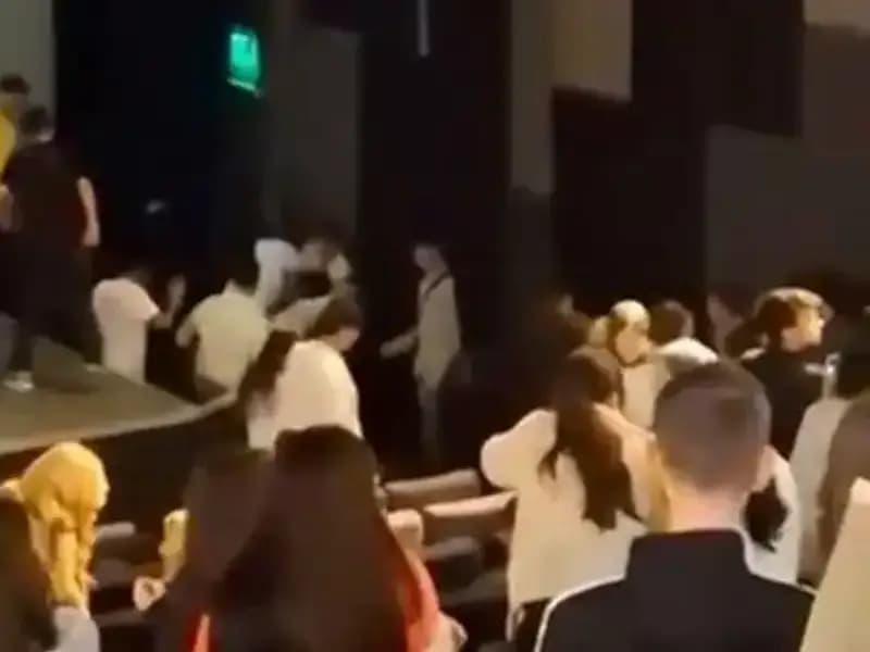 Rapçi Çakal Hayranları Arasında Gerilim: Neler Oldu?