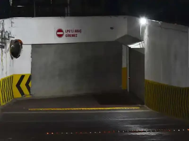 Sitedeki Kan Davası: Husumet Cinayetle Son Buldu!