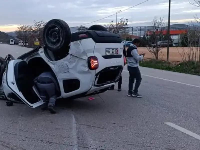 Kontrolden Çıkan Otomobil Takla Attı: Görgü Tanıkları Olayı Anlattı