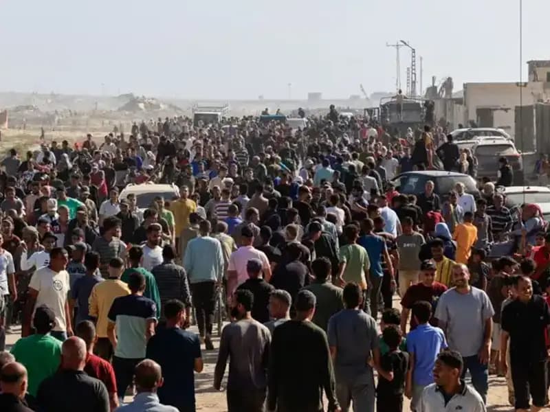 İsrail, Gazze'de Yardım Dağıtım Merkezlerine Girişi Yasakladı: Nedenleri ve Sonuçları