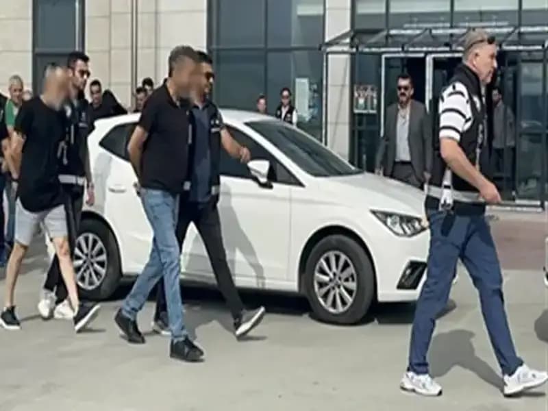 36 Bin Kişiyi Dolandırarak 10 Milyar Lira Kazandılar: Turizm Firması Kılığındaki Dolandırıcılar