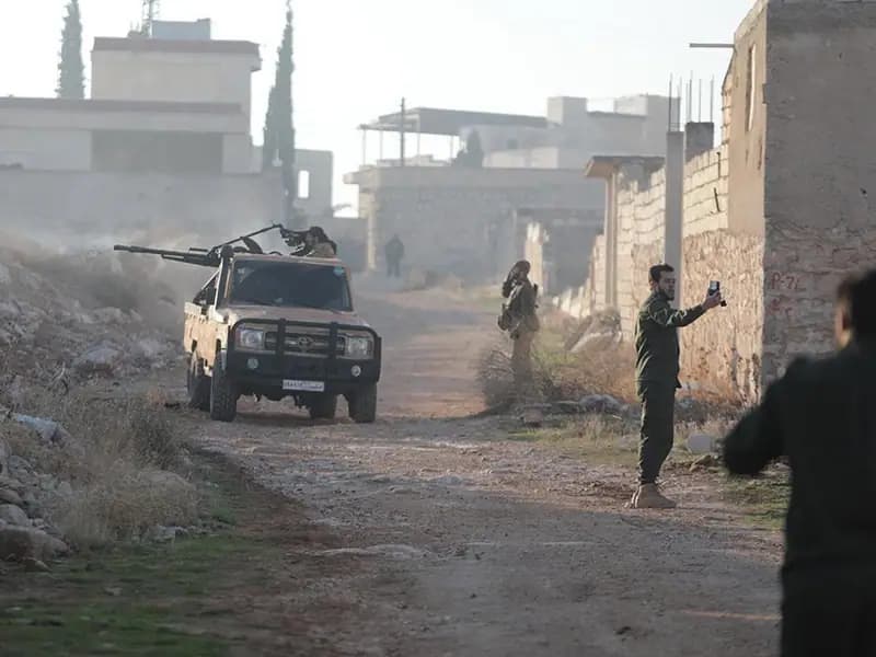 İdlib'de Esed Rejimi Karşıtı Gruplar Hakimiyet Sağladı