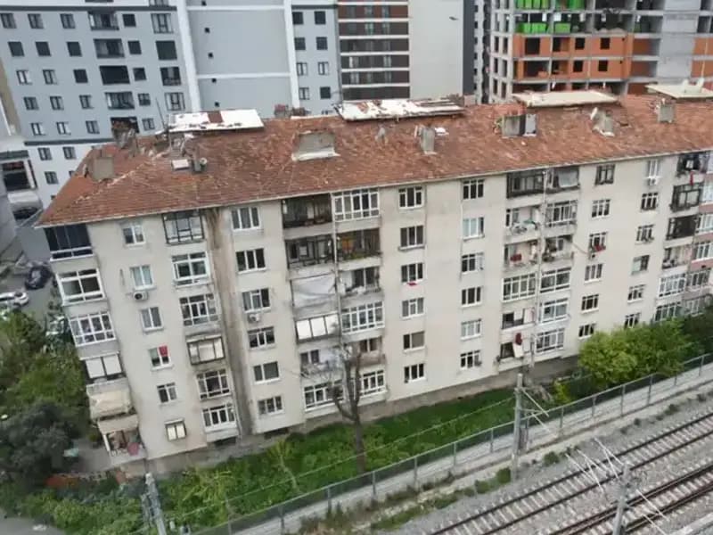 Deprem Sonrası Riskli Binalar İçin Acil Boşaltma Kararı Alındı