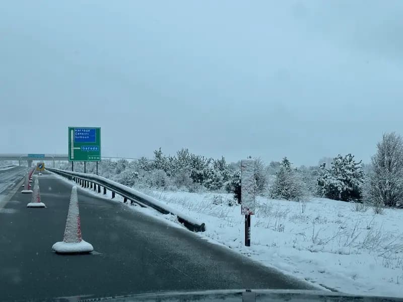 Bayramın İlk Günü Bolu'da Kar Yağışı Sürpriziyle Başladı