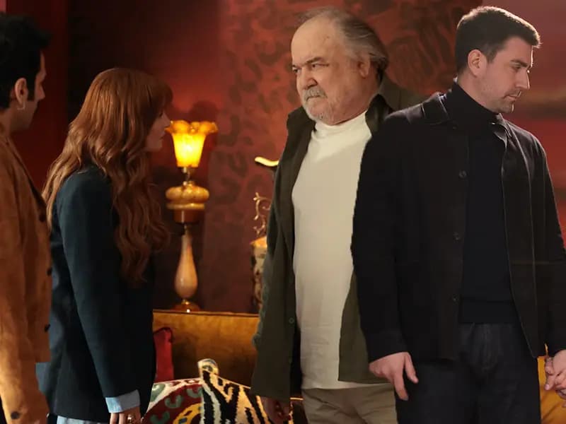 Star TV'nin "Çirkin" Dizisinden Yeni Tanıtım Yayınlandı