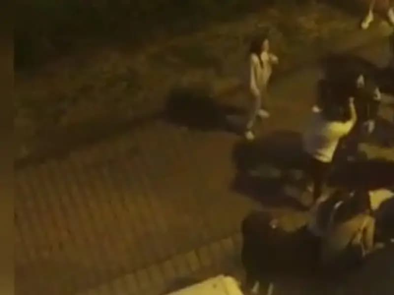 Avcılar'da İki Aile Arasında Alacak Tartışması Kavga Çıkardı