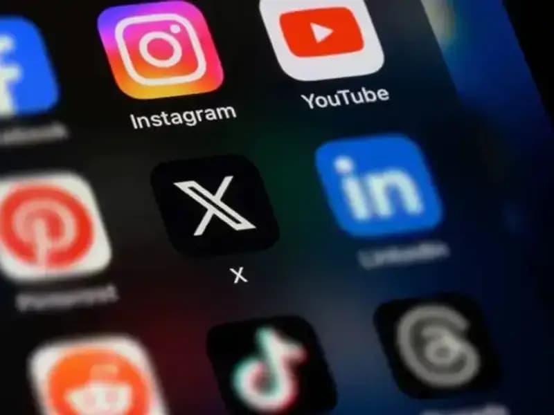 Sosyal Medya Kısıtlamaları: WhatsApp’tan YouTube’a Tüm Gözler Üzerinde!