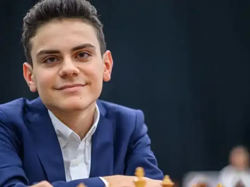 16 Yaşında Tarih Yazdı: İlk Türk Dünya Şampiyonu Kim?