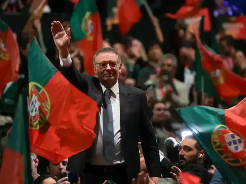 Portekiz'de Sosyalist Parti'nin Adayı Seguro, Cumhurbaşkanı Seçiminde Zaferi Elde Etti!