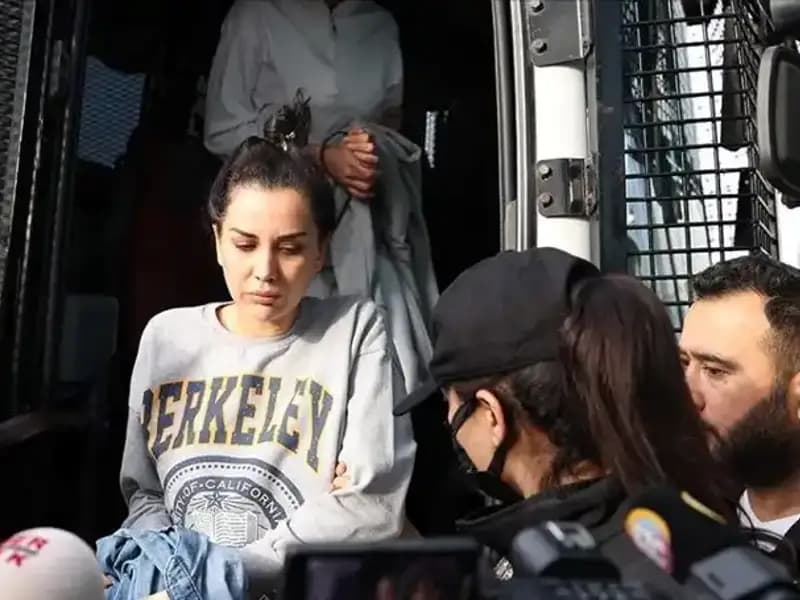 Dilan Polat’ın Instagram Hesabına Erişim Engellendi: Arkasında Ne Var?