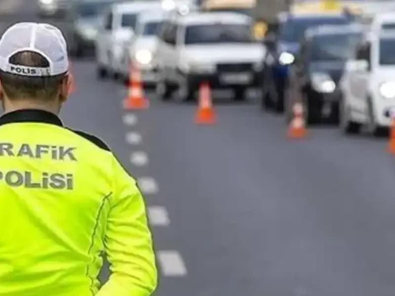 Cumartesi Günü İstanbul'da Hangi Yollar Kapalı? Trafik Kaosu Bekleniyor!