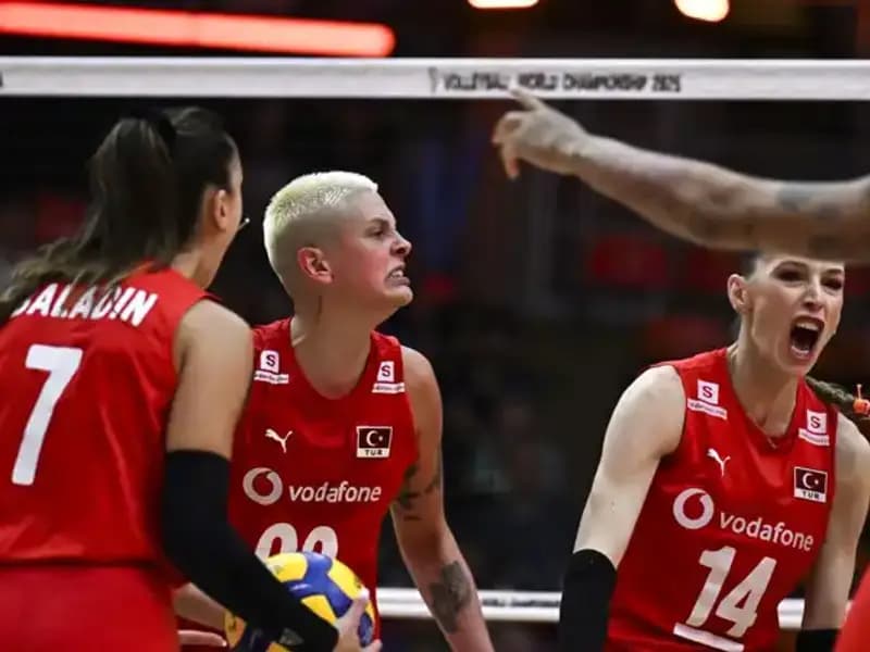Türkiye-Japonya Voleybol Maçı: Filenin Sultanları Galibiyet İçin Saha'da