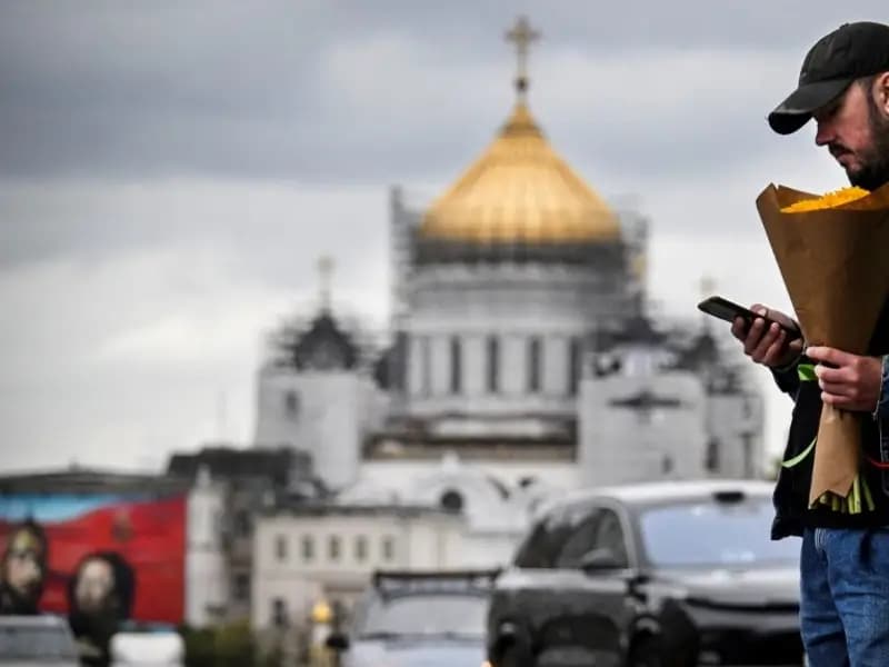 Moskova'da Mobil İnternet Kesintileri: Ekonomi ve Günlük Hayat Etkilendi
