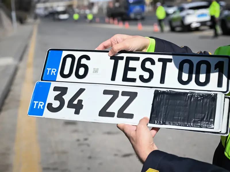 APP Plakalarla İlgili Cezalar İptal Edildi: Yeni Dönem Başlıyor