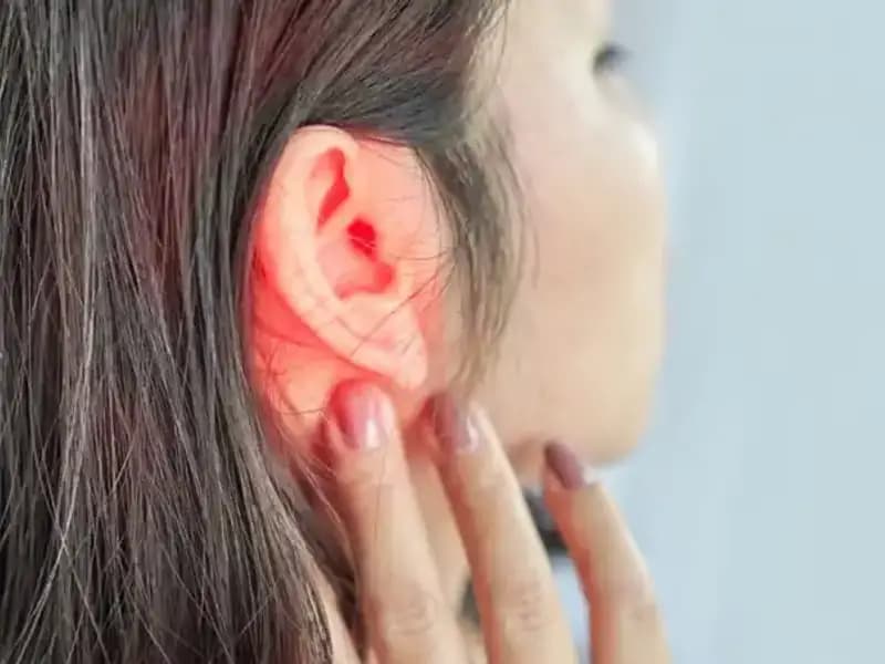 19 Yaşındaki Genç Kulak Enfeksiyonu Zannetti, Hayatına Mal Oldu