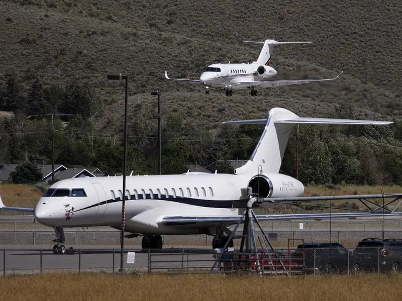 Savaş Ortamında Ultra Zenginler Özel Jetlerle Kaçıyor