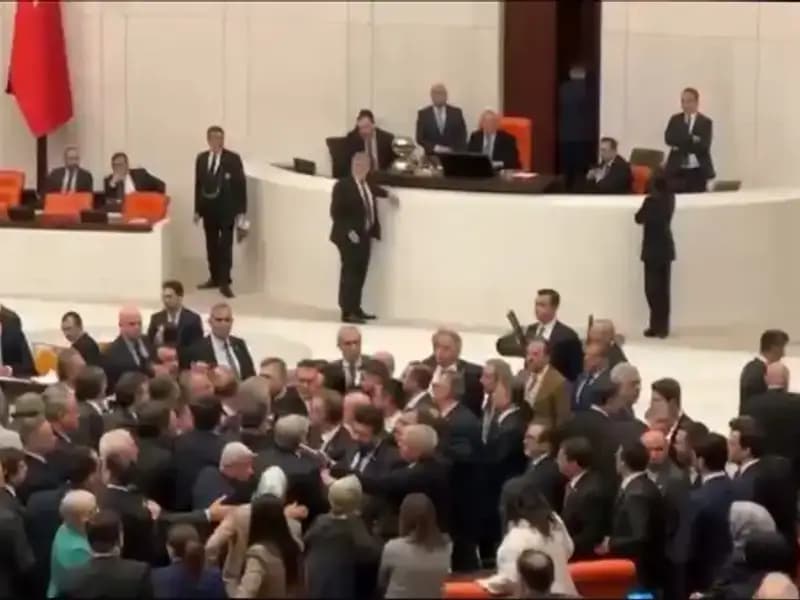 Mecliste Gergin Anlar: Emekli İkramiyesi Krizi Büyüyor!