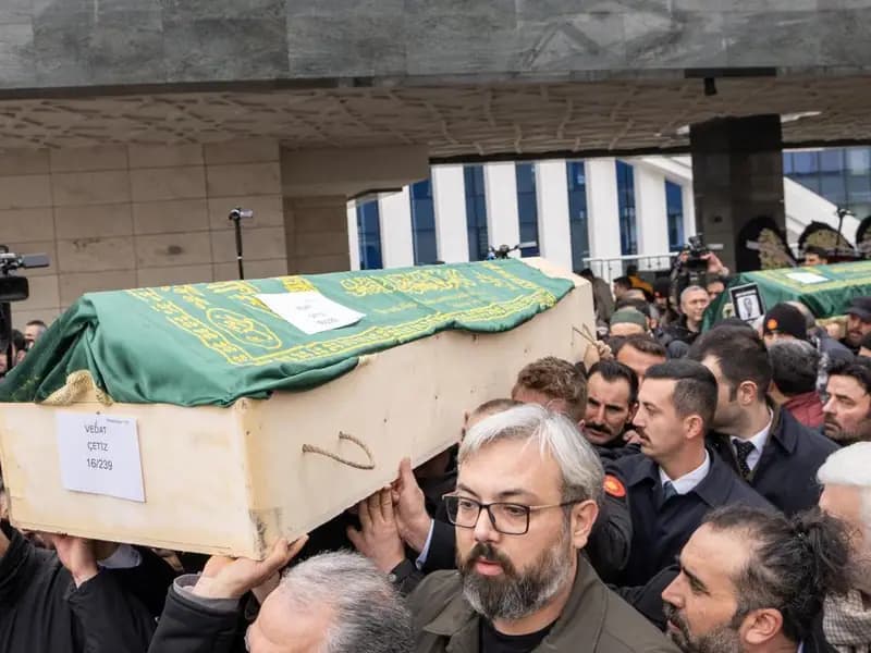 Bolu Faciasında Hayatını Kaybedenler Son Yolculuğuna Uğurlanıyor