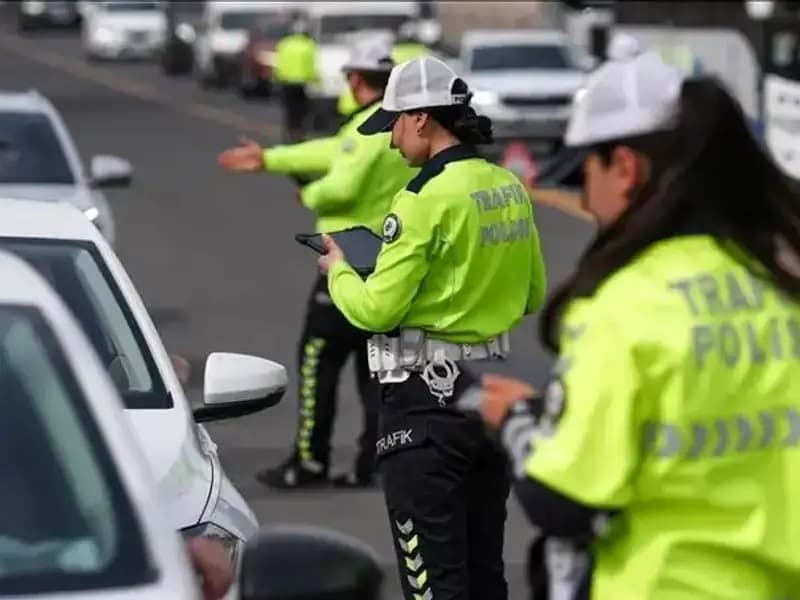 Bir Haftada Trafikte Binlerce Sürücüye Ceza Kesildi: İşte Detaylar!