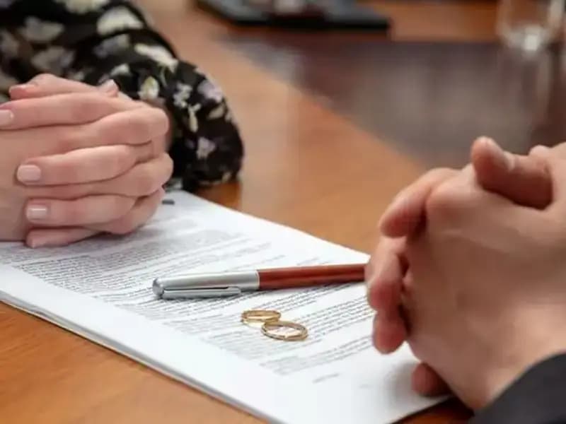 Boşanan Kadınlar İçin 300 Gün Yasağı Kalkıyor Mu? AYM Kararı Bekleniyor