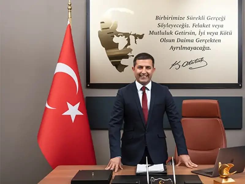 Kuşadası Belediye Başkanı Ömer Günel Görevden Alındı