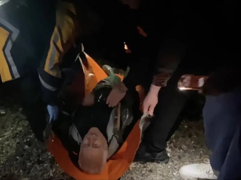 Bursa'da Kayık Battı: Baba ve Oğul Yüzerek Kurtuldu