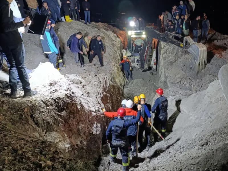 Amasya'da Göçük Faciası: 2 İşçi Hayatını Kaybetti