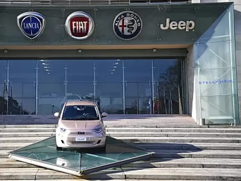 Stellantis'in Net Gelirleri, Azalan Talep Nedeniyle %27 Düştü