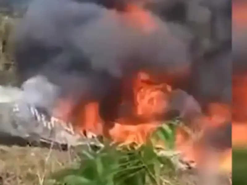 Kolombiya'da 110 Askeri Taşıyan Uçak Kalkışta Düştü