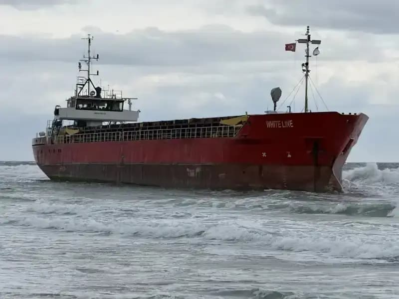 Tekirdağ'da Yük Gemisi Karaya Oturdu: Kaza Sonrası Durum Nedir?