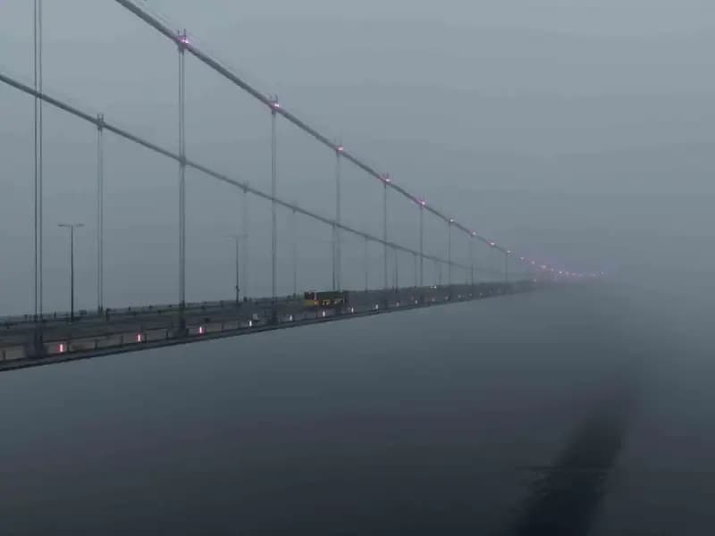 İstanbul'da Yoğun Sis: Görüş Mesafesi Düşüyor