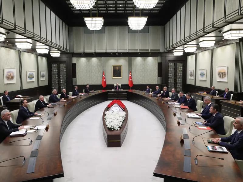 Kabine Toplantısı: Okul Güvenliği ve Diplomatik Gelişmeler