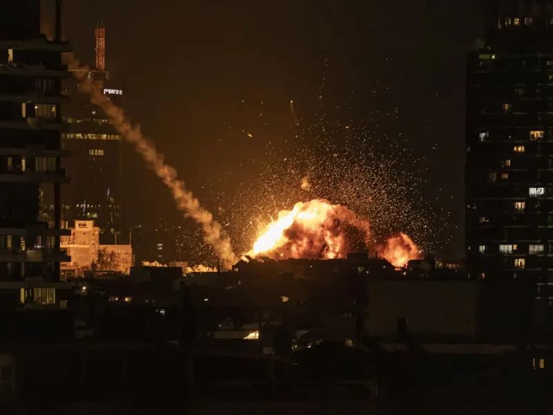 İran: Savaş, Düşman Teslim Olana Kadar Sürüyor