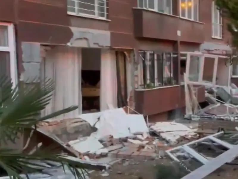 İstanbul'da Apartman Patlaması: 1 Kişi Hayatını Kaybetti