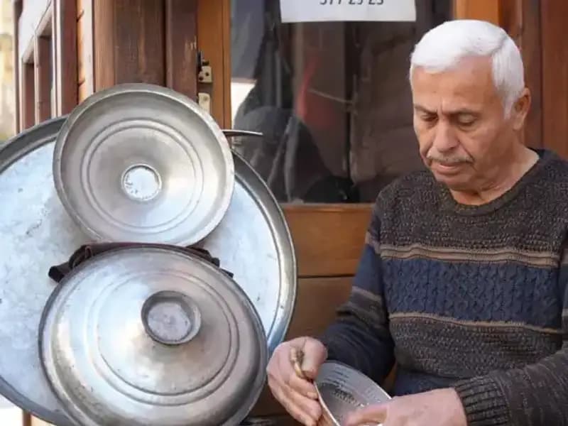 Zamana Yenik Düşen Meslekler: Unutulan Mesleklerin Ardındaki Hikaye