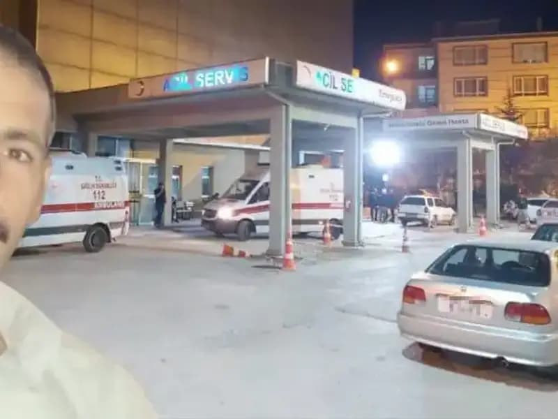 17 Yaşındaki Çocuk, Babasını Babalar Günü Arifesinde Öldürdü!