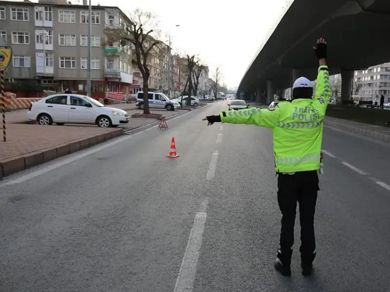 İstanbul'da Trafiğe Kapatılan Yollar