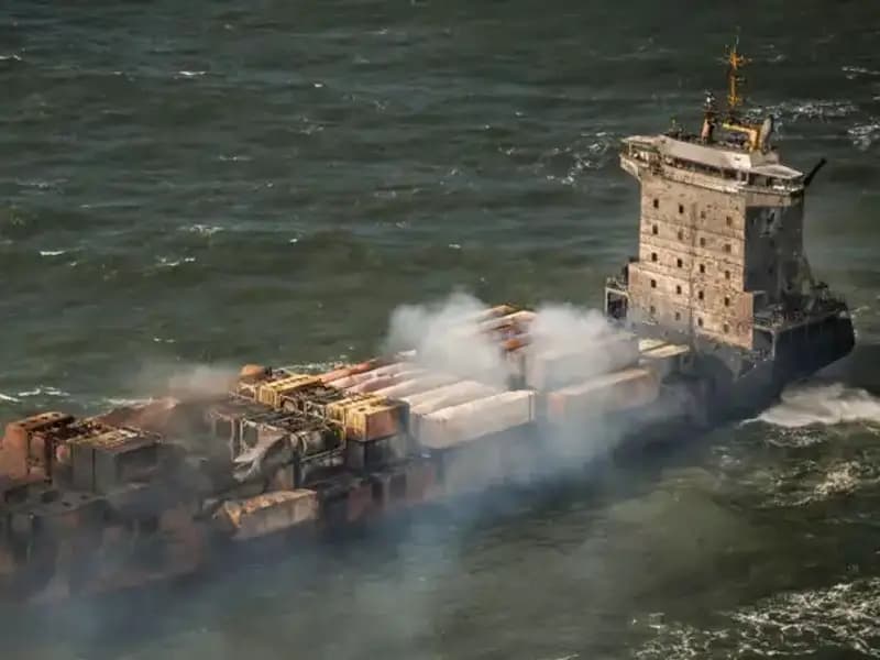 Kuzey Denizi'nde ABD Tankerine Çarpan Gemideki Ruslar Kimler?